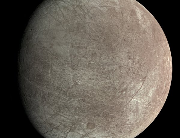 Europa: बृहस्पति का रहस्यमयी बर्फीला चंद्रमा जहाँ छिपा हो सकता है जीवन का महासागर | क्या पृथ्वी के बाहर जीवन यहीं मिलेगा?